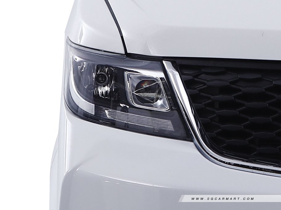 https://i.i-sgcm.com/new_cars/cars/21904/21904_g8