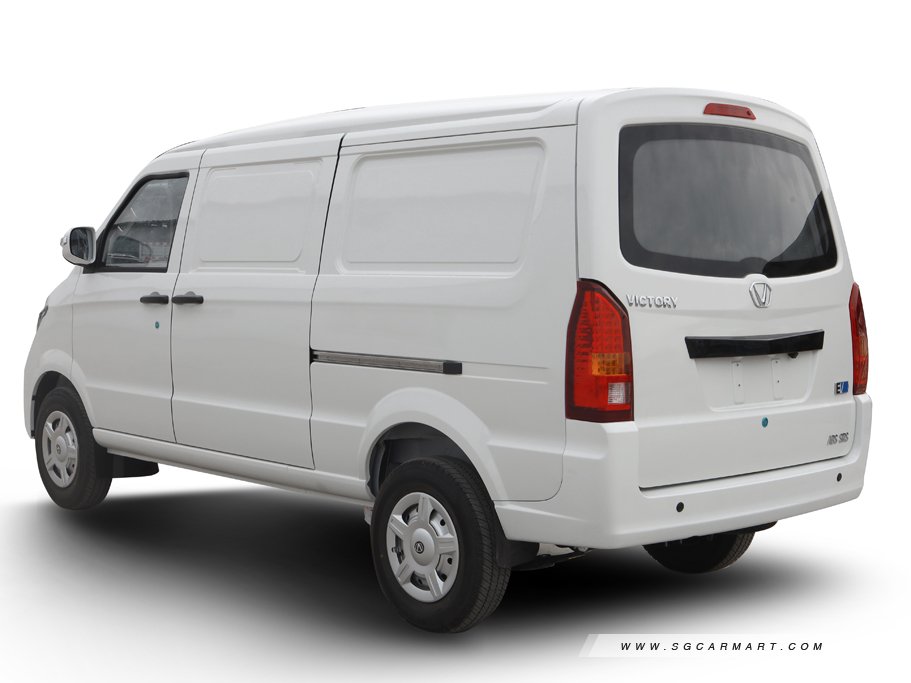 https://i.i-sgcm.com/new_cars/cars/21905/21905_g2