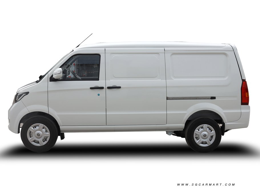 https://i.i-sgcm.com/new_cars/cars/21905/21905_g3