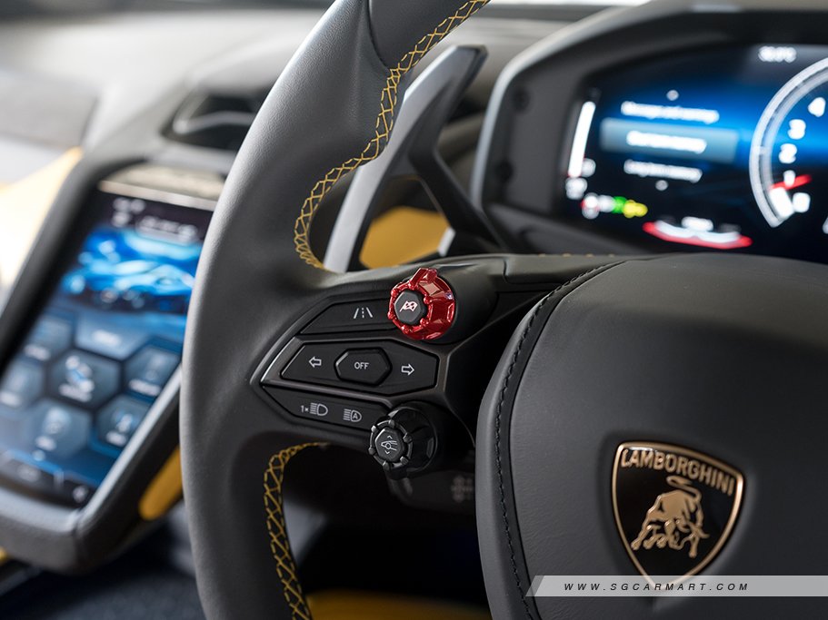 https://i.i-sgcm.com/new_cars/cars/21909/21909_g26
