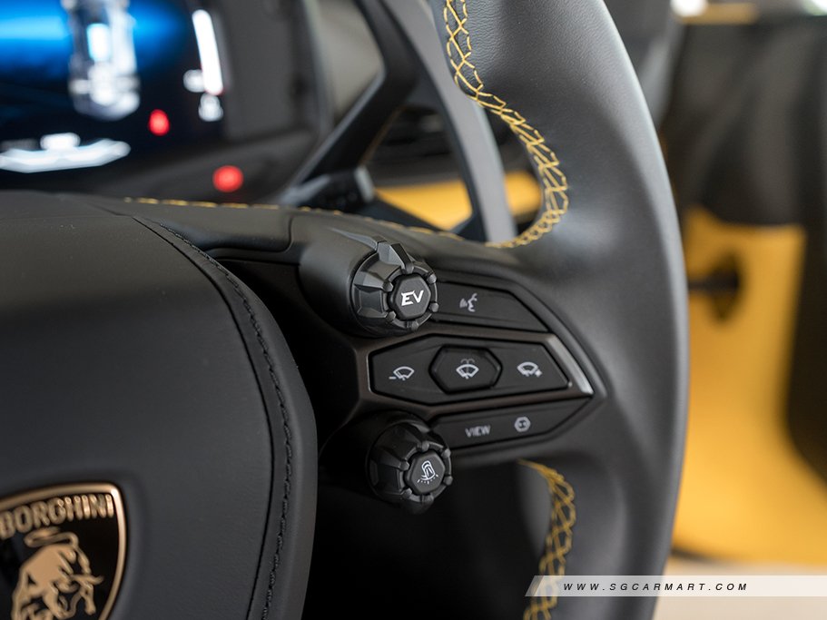 https://i.i-sgcm.com/new_cars/cars/21909/21909_g27