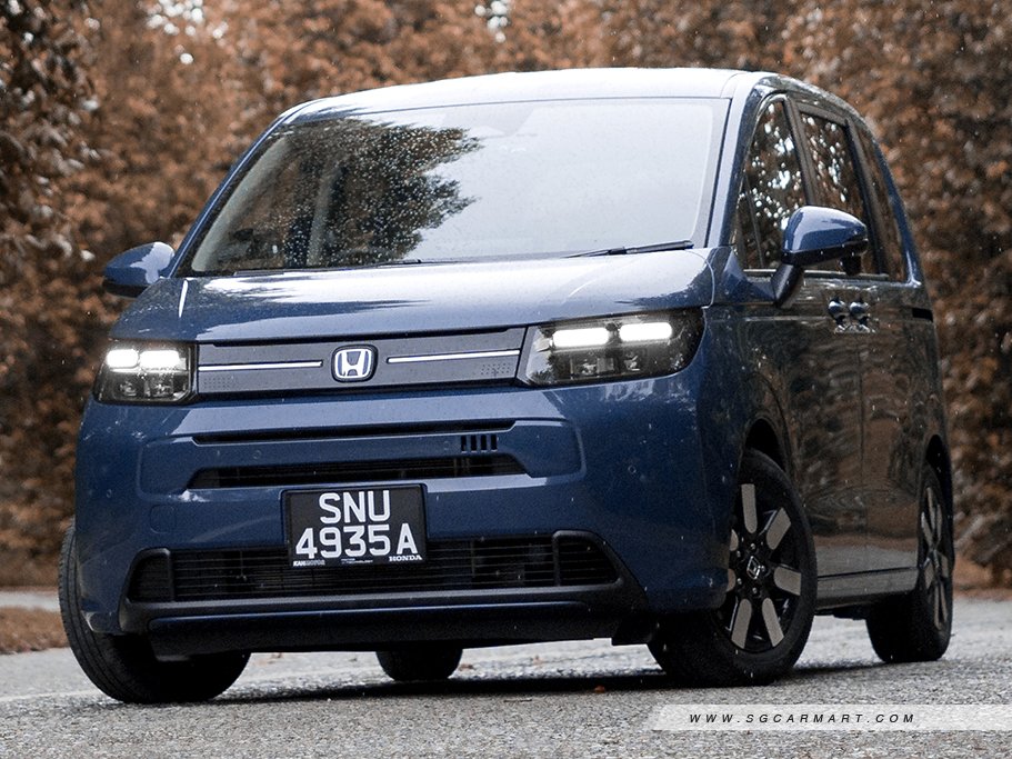 https://i.i-sgcm.com/new_cars/cars/21910/21910_g21