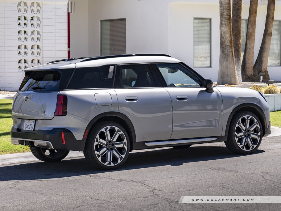 https://i.i-sgcm.com/new_cars/cars/21914/21914_g4