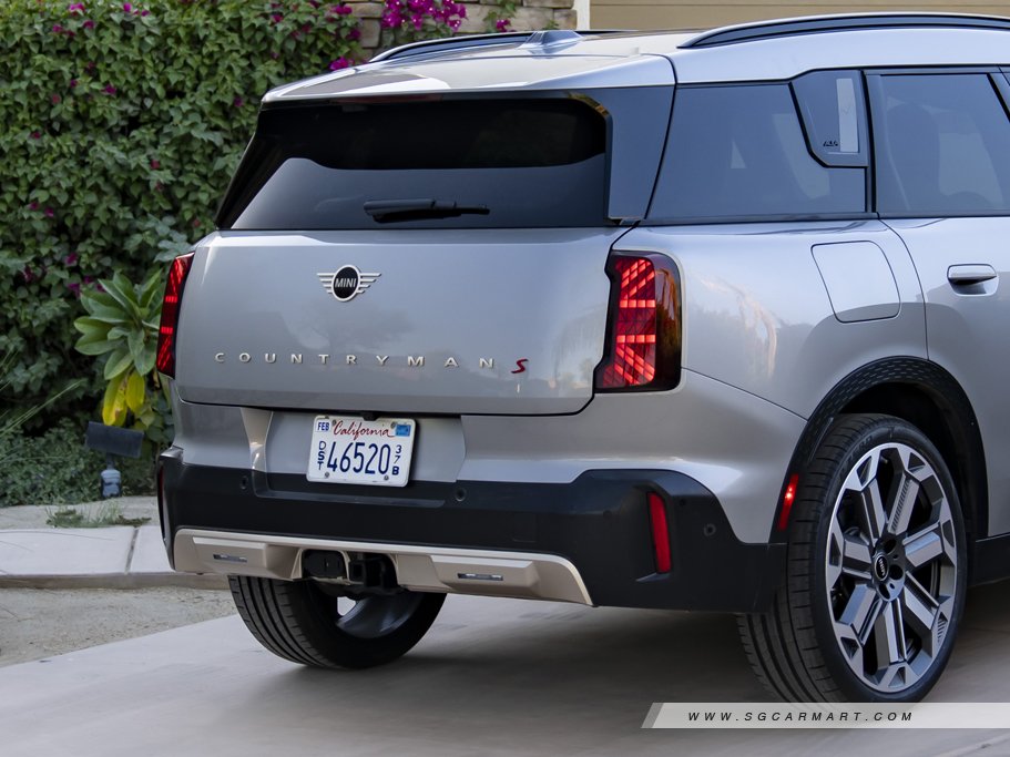 https://i.i-sgcm.com/new_cars/cars/21914/21914_g7