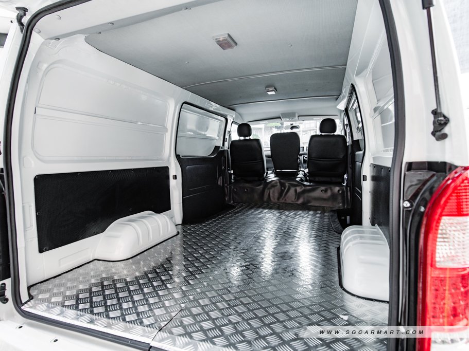 https://i.i-sgcm.com/new_cars/cars/21916/21916_g12