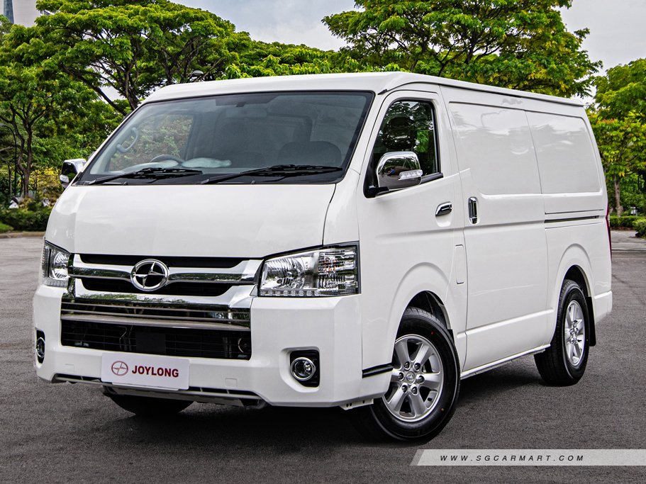https://i.i-sgcm.com/new_cars/cars/21916/21916_g1