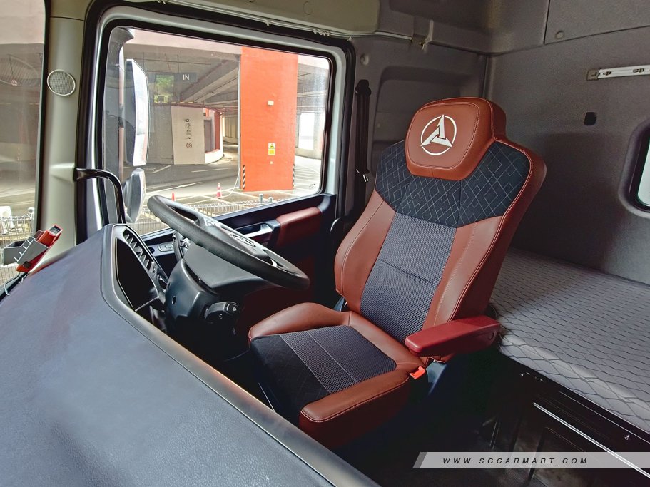 https://i.i-sgcm.com/new_cars/cars/21918/21918_g13