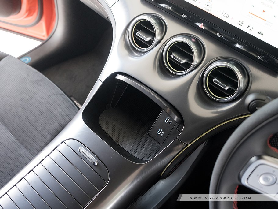 https://i.i-sgcm.com/new_cars/cars/21919/21919_g26