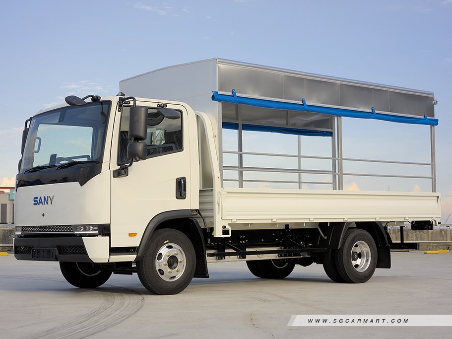 https://i.i-sgcm.com/new_cars/cars/21922/21922_g13