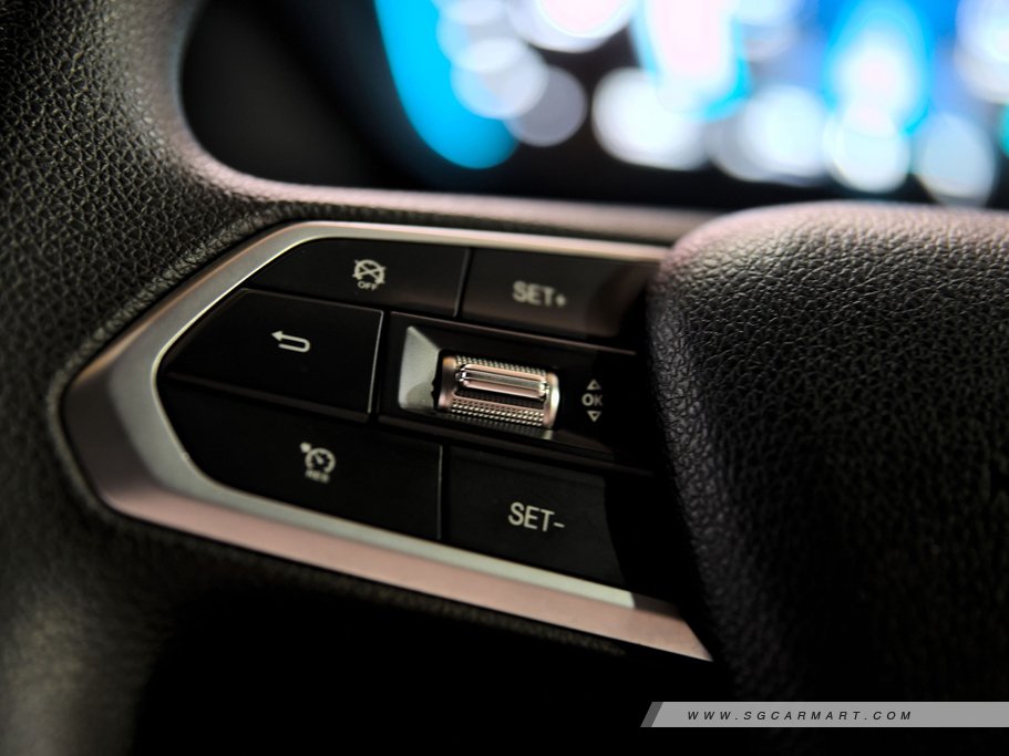 https://i.i-sgcm.com/new_cars/cars/21922/21922_g8