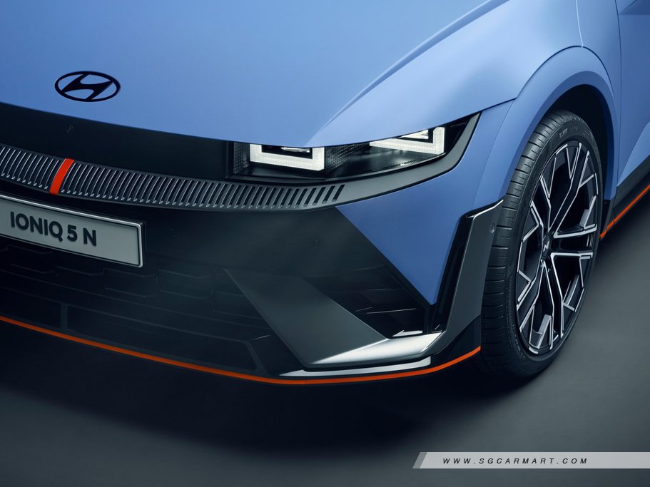 https://i.i-sgcm.com/new_cars/cars/21923/21923_g5