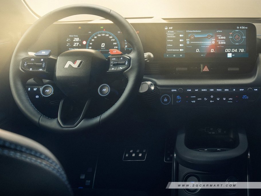 https://i.i-sgcm.com/new_cars/cars/21923/21923_g9