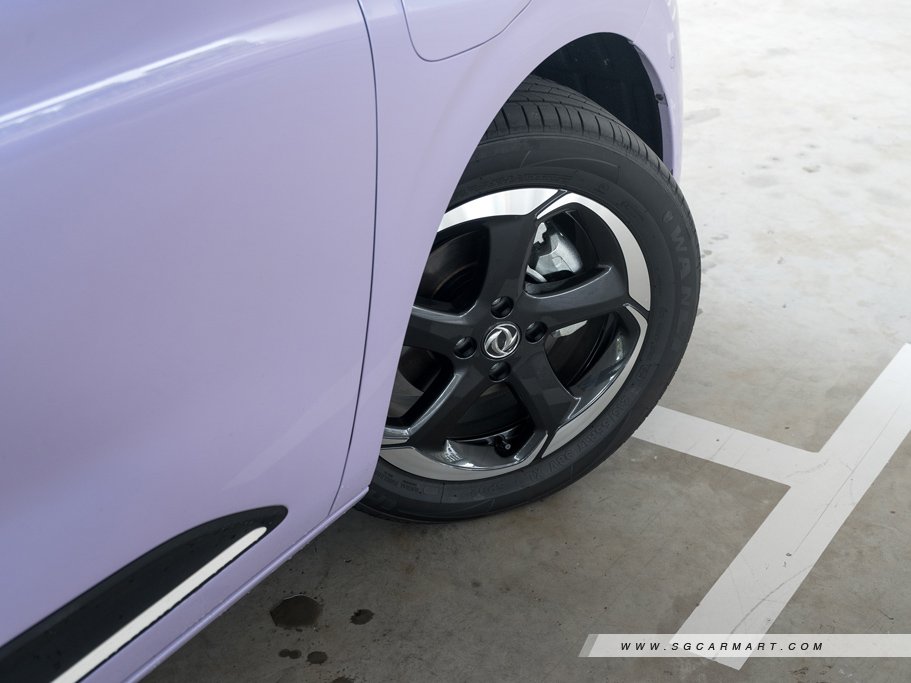 https://i.i-sgcm.com/new_cars/cars/21924/21924_g35
