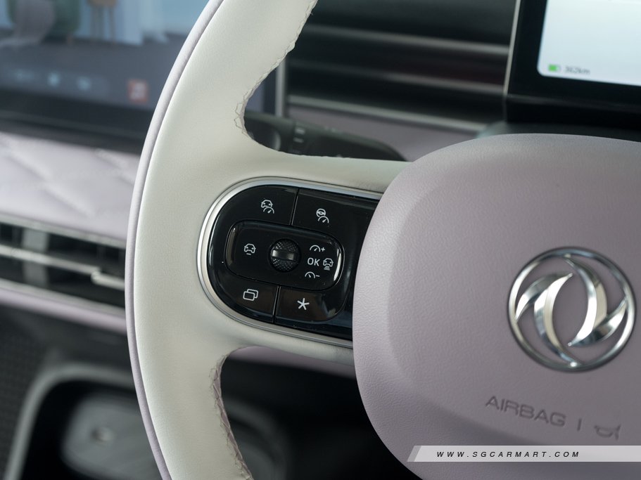 https://i.i-sgcm.com/new_cars/cars/21924/21924_g38