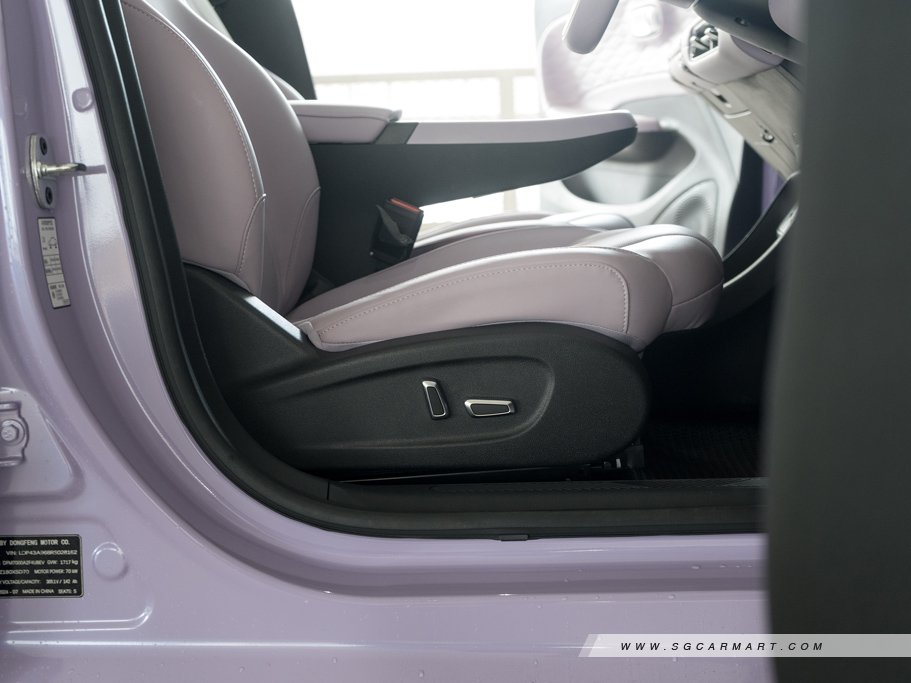 https://i.i-sgcm.com/new_cars/cars/21924/21924_g45