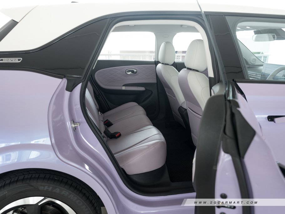 https://i.i-sgcm.com/new_cars/cars/21924/21924_g49
