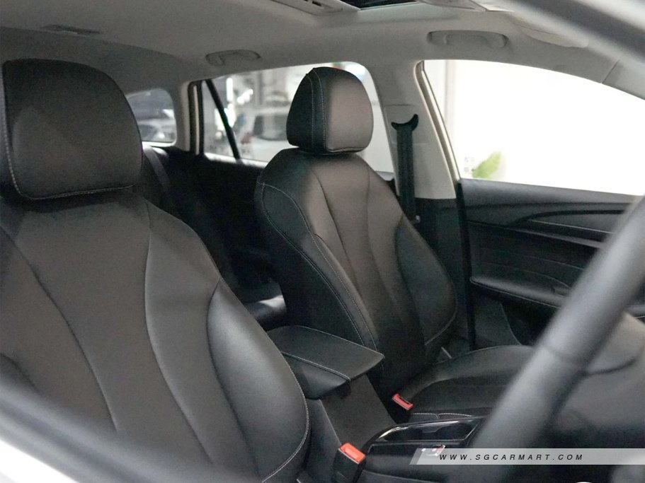 https://i.i-sgcm.com/new_cars/cars/21926/21926_g12