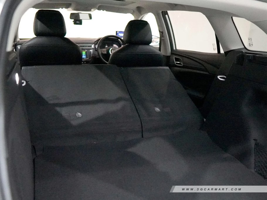 https://i.i-sgcm.com/new_cars/cars/21926/21926_g15