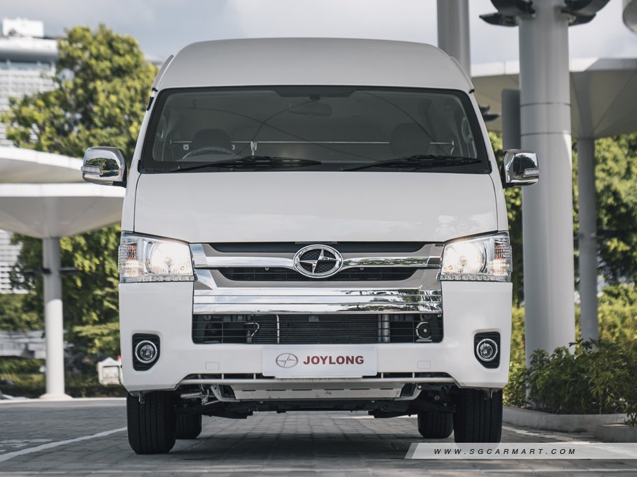 https://i.i-sgcm.com/new_cars/cars/21933/21933_g3