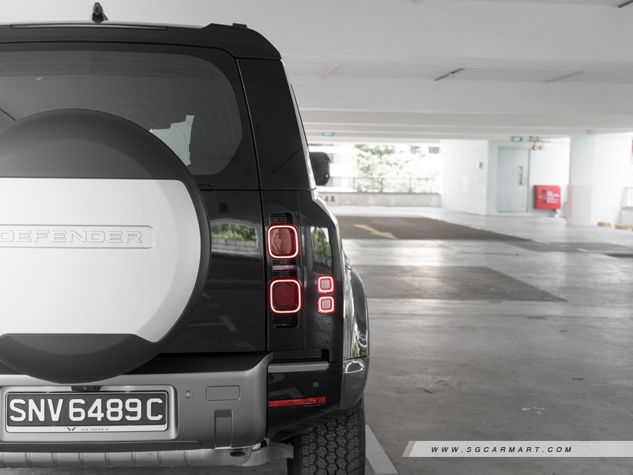 https://i.i-sgcm.com/new_cars/cars/21936/21936_g18