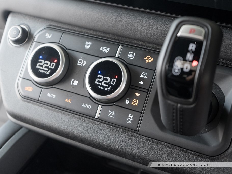 https://i.i-sgcm.com/new_cars/cars/21936/21936_g28