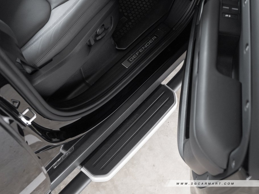 https://i.i-sgcm.com/new_cars/cars/21936/21936_g30