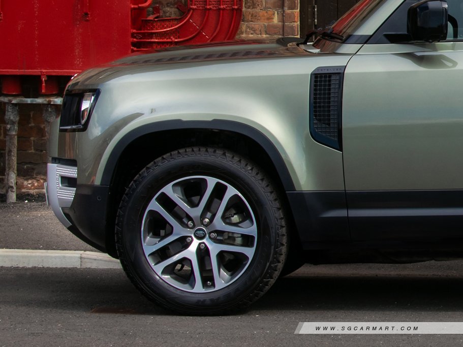 https://i.i-sgcm.com/new_cars/cars/21936/21936_g7