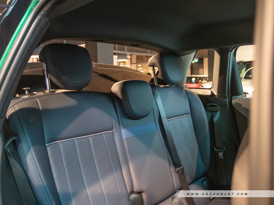 https://i.i-sgcm.com/new_cars/cars/21937/21937_g19