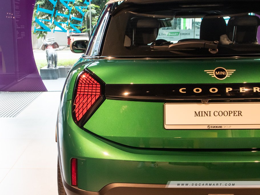 https://i.i-sgcm.com/new_cars/cars/21937/21937_g6