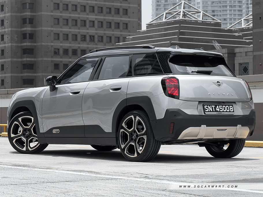 https://i.i-sgcm.com/new_cars/cars/21939/21939_g42