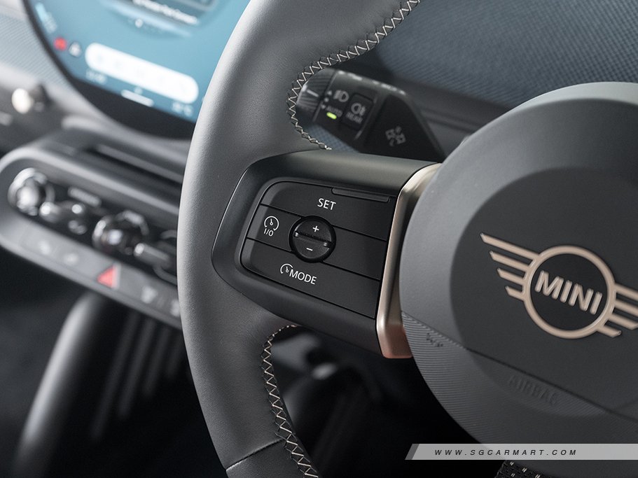 https://i.i-sgcm.com/new_cars/cars/21939/21939_g52