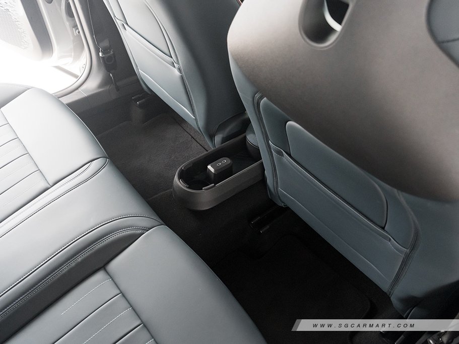 https://i.i-sgcm.com/new_cars/cars/21939/21939_g58