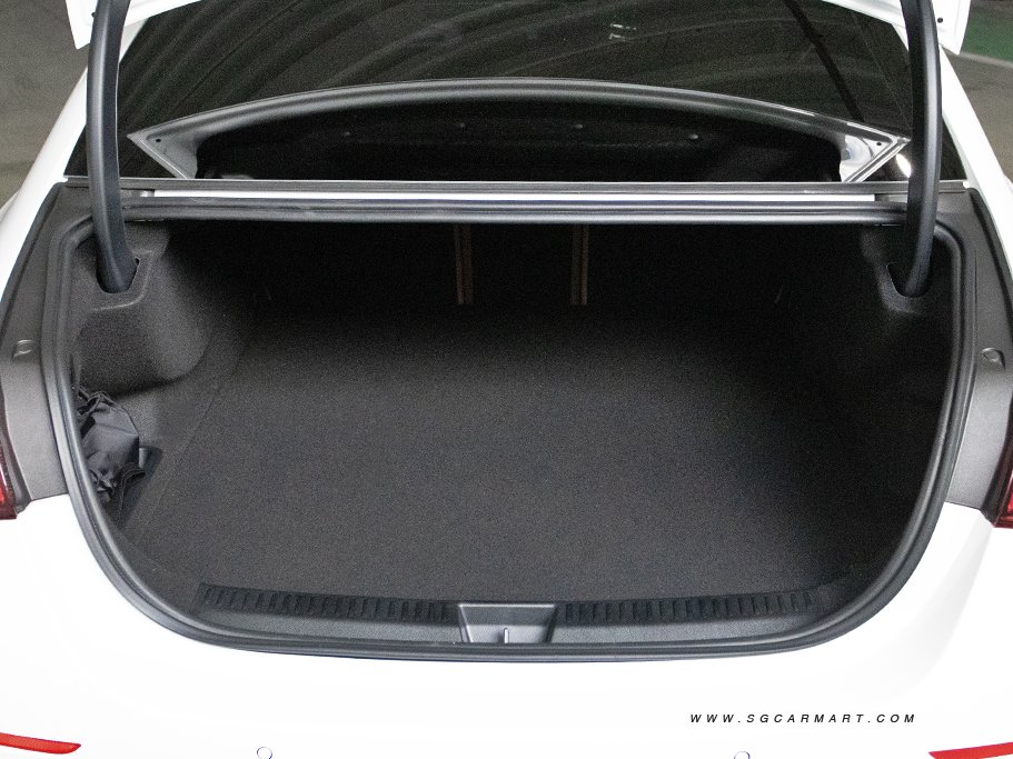 https://i.i-sgcm.com/new_cars/cars/21943/21943_g39