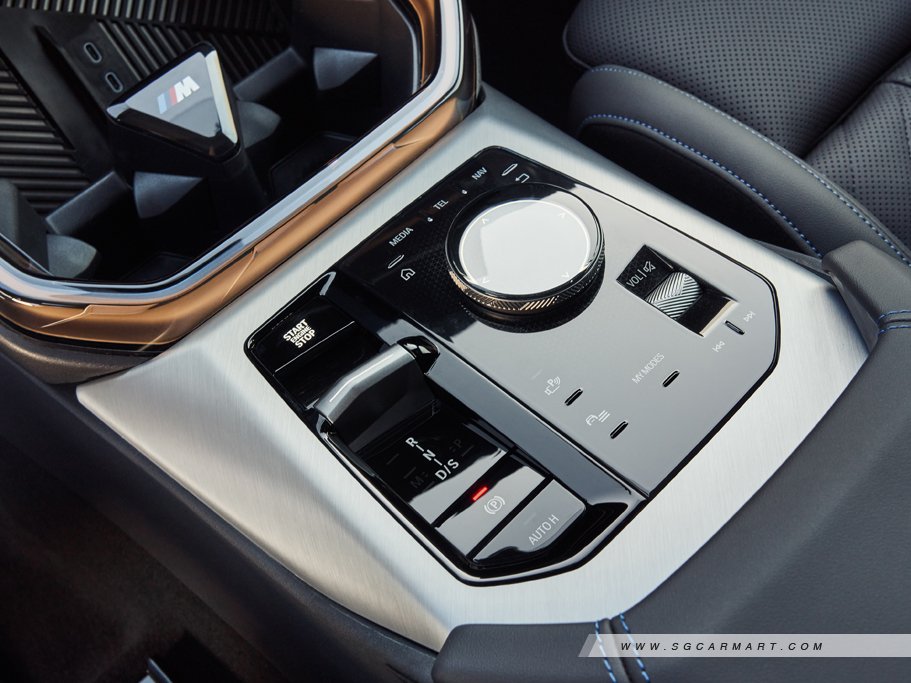 https://i.i-sgcm.com/new_cars/cars/21947/21947_g11