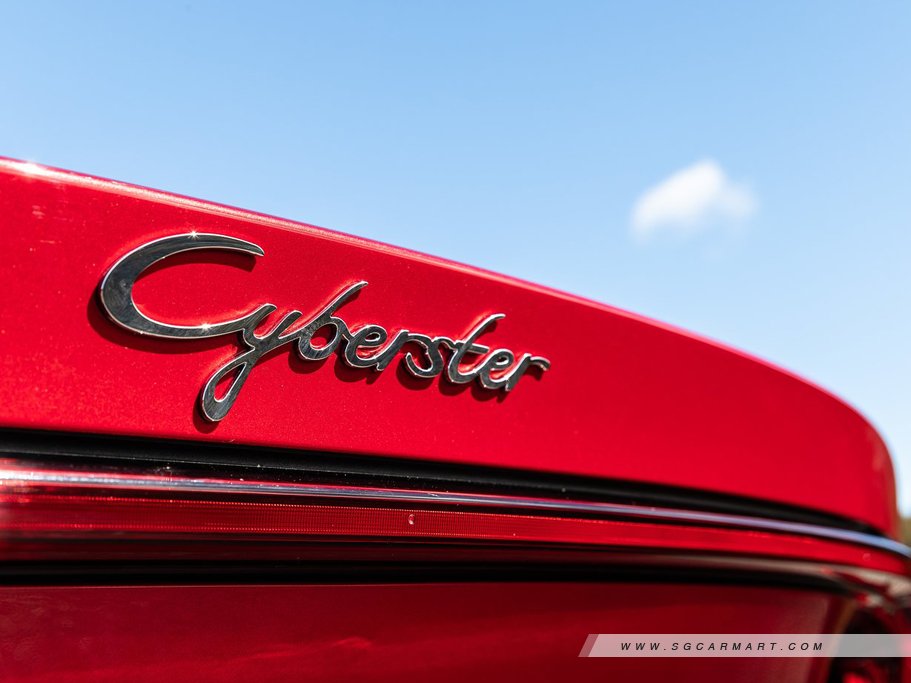 https://i.i-sgcm.com/new_cars/cars/21949/21949_g11