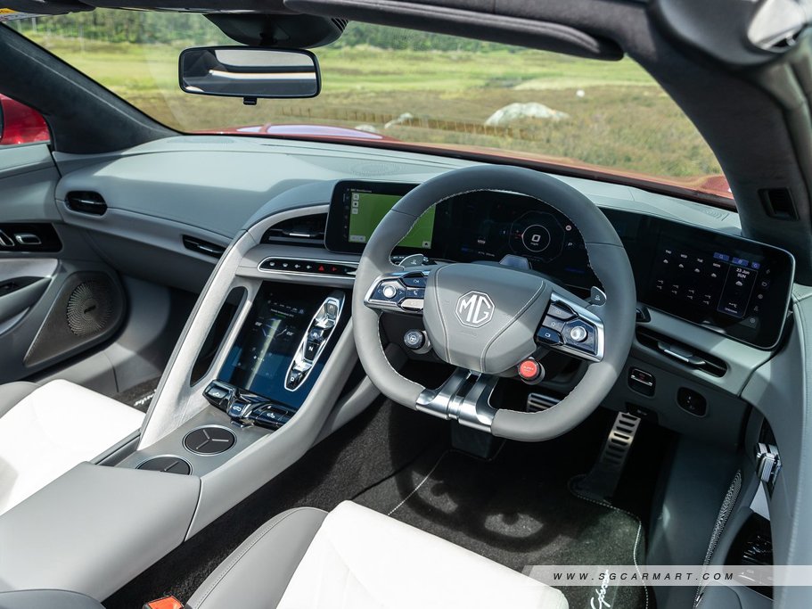 https://i.i-sgcm.com/new_cars/cars/21949/21949_g16