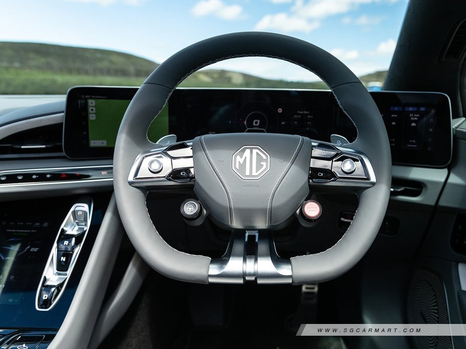 https://i.i-sgcm.com/new_cars/cars/21949/21949_g18