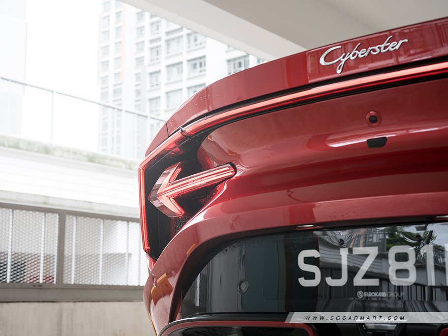 https://i.i-sgcm.com/new_cars/cars/21949/21949_g28