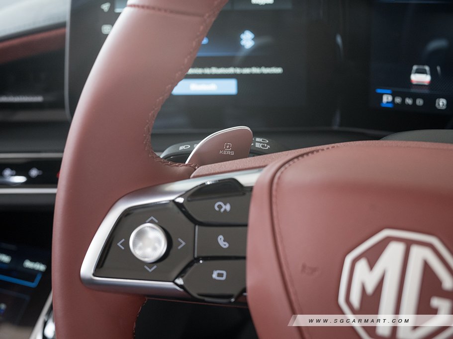 https://i.i-sgcm.com/new_cars/cars/21949/21949_g33