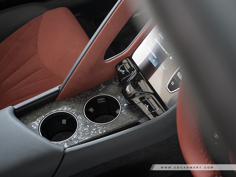 https://i.i-sgcm.com/new_cars/cars/21949/21949_g36