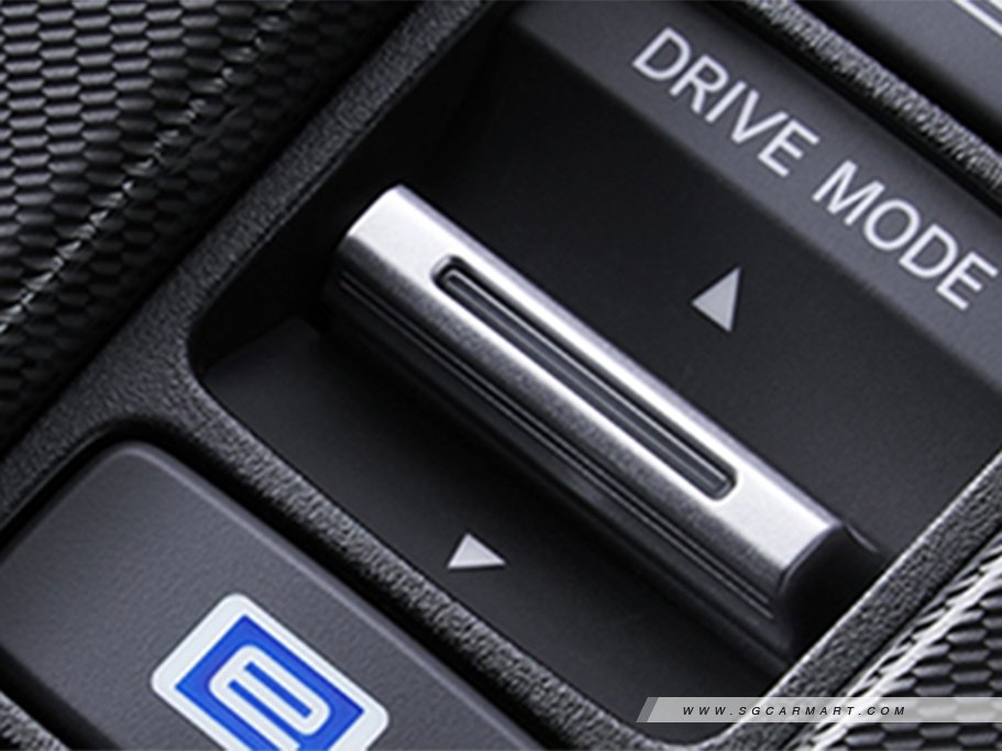 https://i.i-sgcm.com/new_cars/cars/21950/21950_g10
