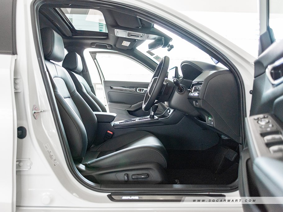 https://i.i-sgcm.com/new_cars/cars/21950/21950_g32