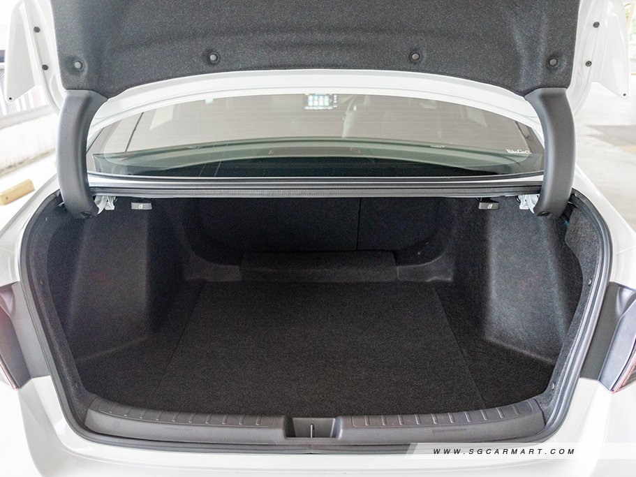 https://i.i-sgcm.com/new_cars/cars/21950/21950_g35