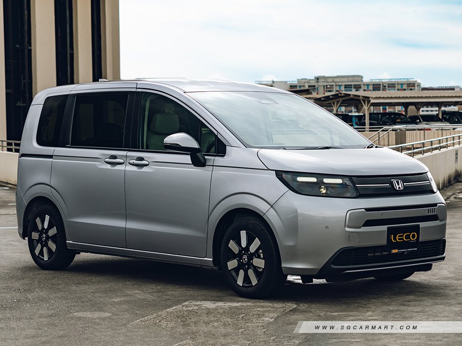 https://i.i-sgcm.com/new_cars/cars/21951/21951_g14