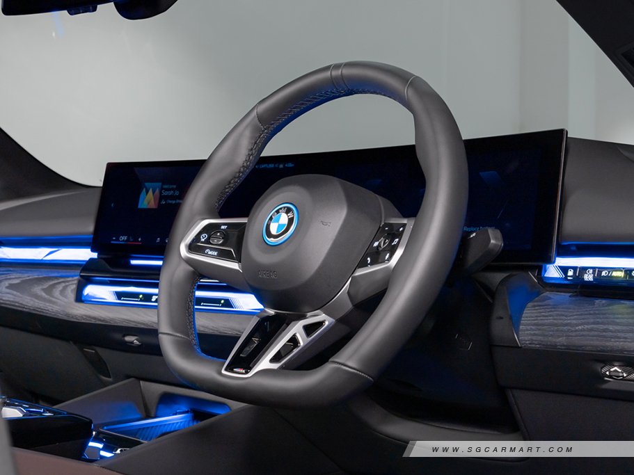 https://i.i-sgcm.com/new_cars/cars/21952/21952_g9