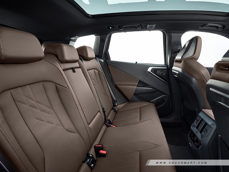 https://i.i-sgcm.com/new_cars/cars/21955/21955_g14
