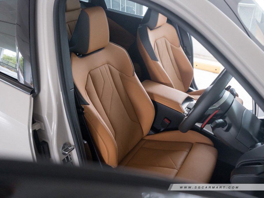 https://i.i-sgcm.com/new_cars/cars/21955/21955_g33