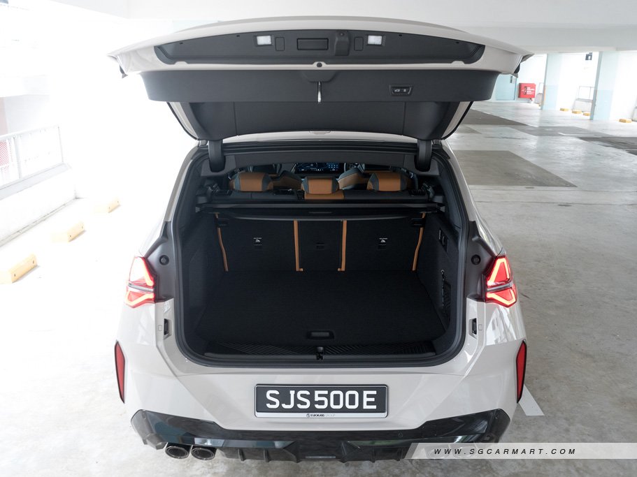 https://i.i-sgcm.com/new_cars/cars/21955/21955_g37