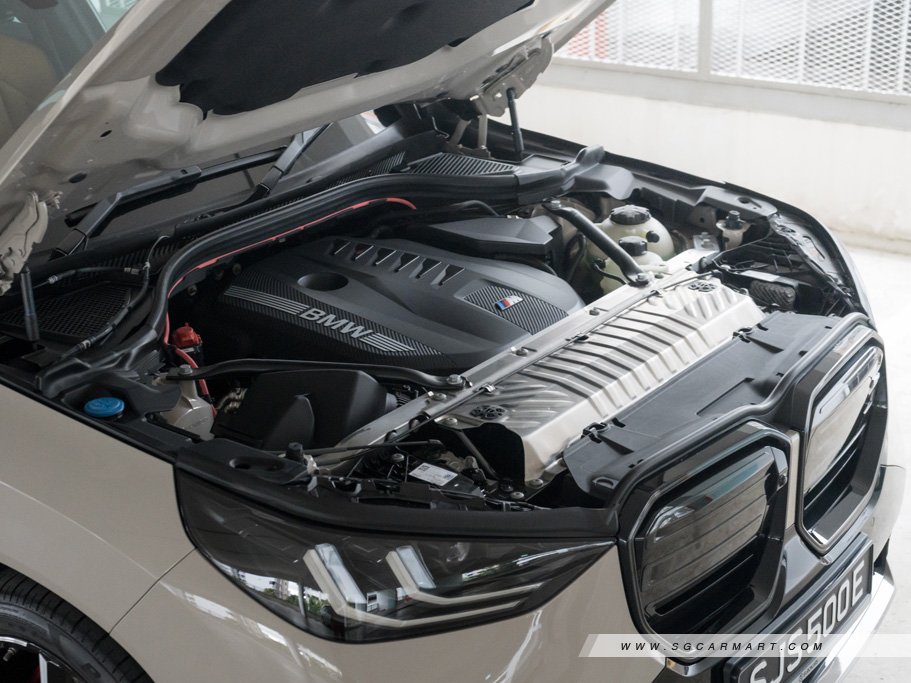 https://i.i-sgcm.com/new_cars/cars/21955/21955_g39