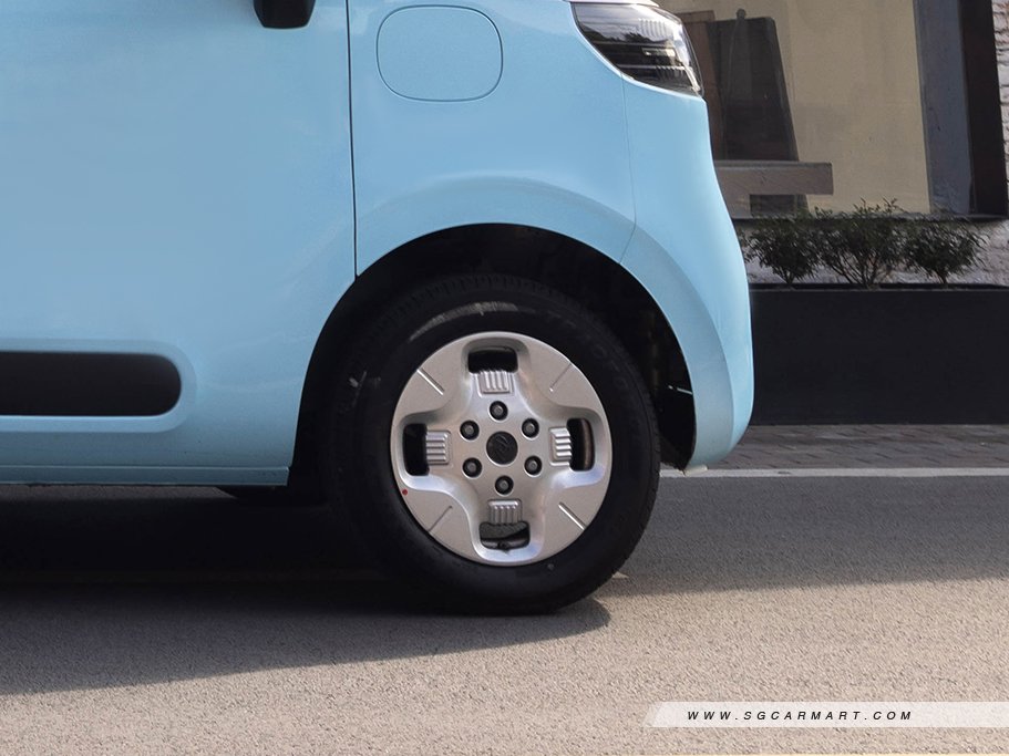 https://i.i-sgcm.com/new_cars/cars/21956/21956_g8